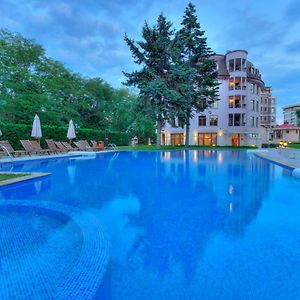 Kristel Hotel